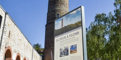 panneau de la tour à plomb
