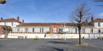 Cour école Aristide Briand